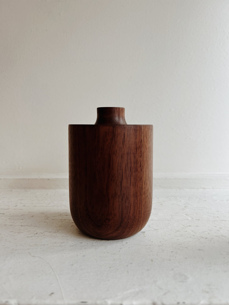 Hanna Dausch - Dip Vase, Walnut