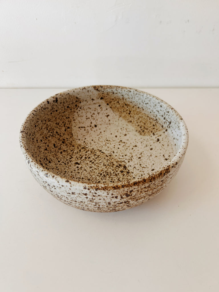 Colleen Hennessey - Noodle Bowl, Heavy Speckle / A