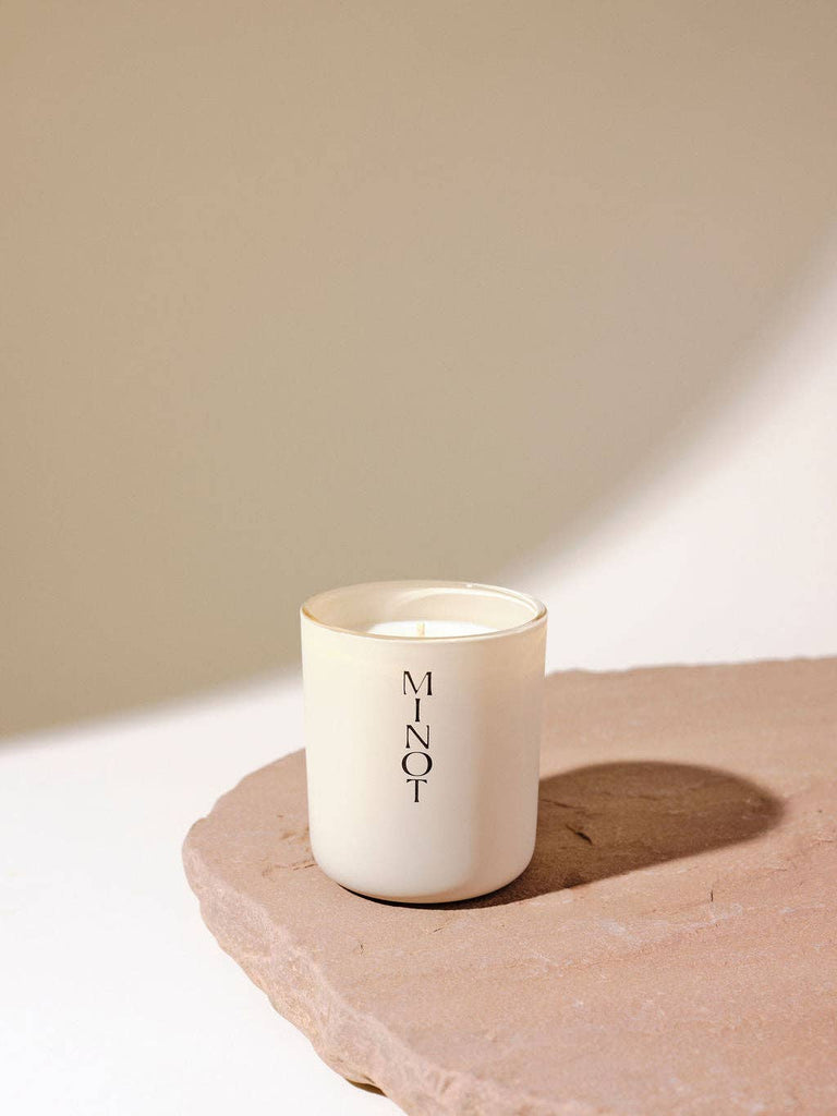 Minot - Cove Candle