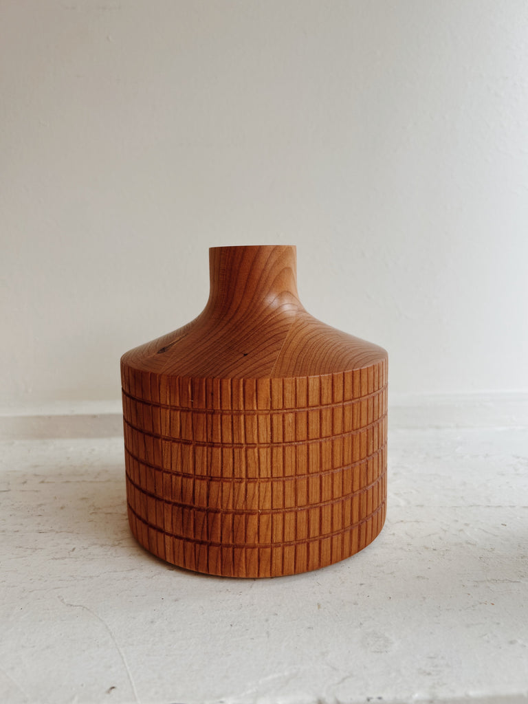 Hanna Dausch - Carved Check Vase, Cherry