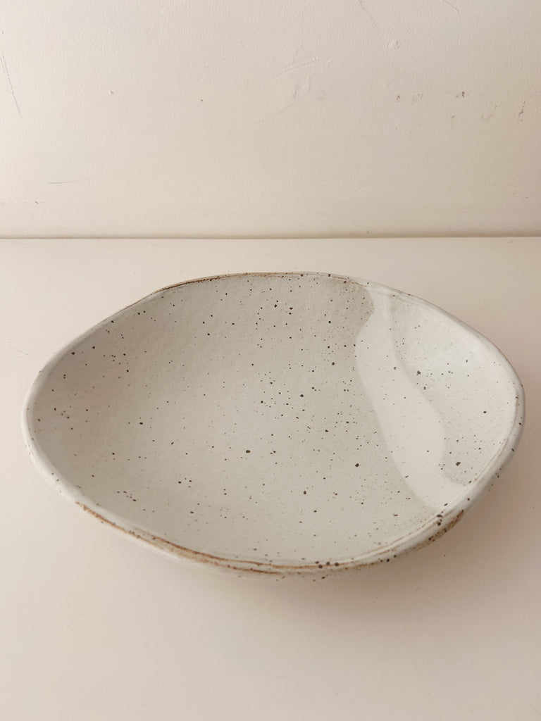Colleen Hennessey - Oval Bowl, Glossy White / Grey, A