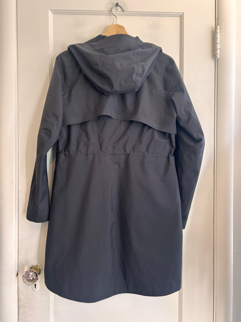 LOOP - Lululemon Rebel Rain Jacket (#274)