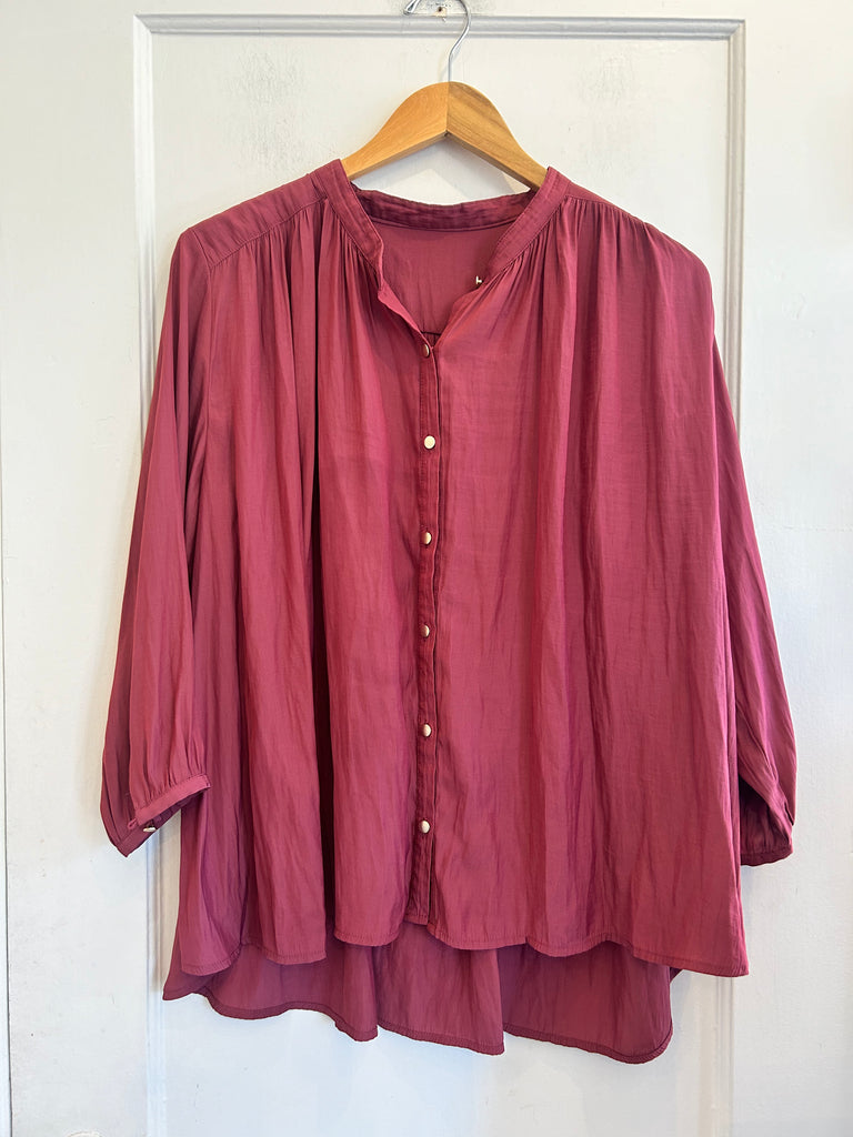 LOOP  -  Casita (Japanese brand) Shirt (#135)