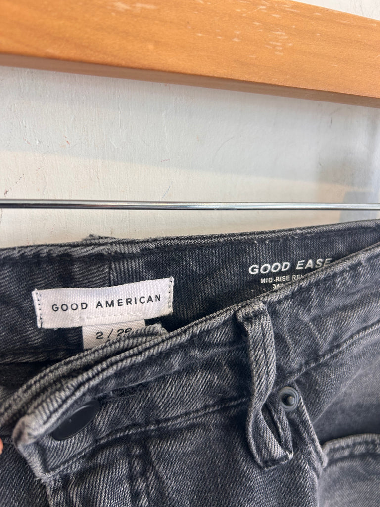 LOOP - Good American Mid-Rise Relaxed Jeans (#122)