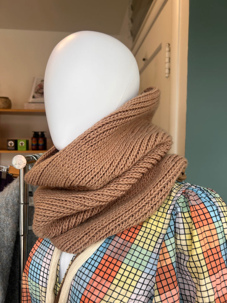 LOOP - Han Starnes Cowl (#227)