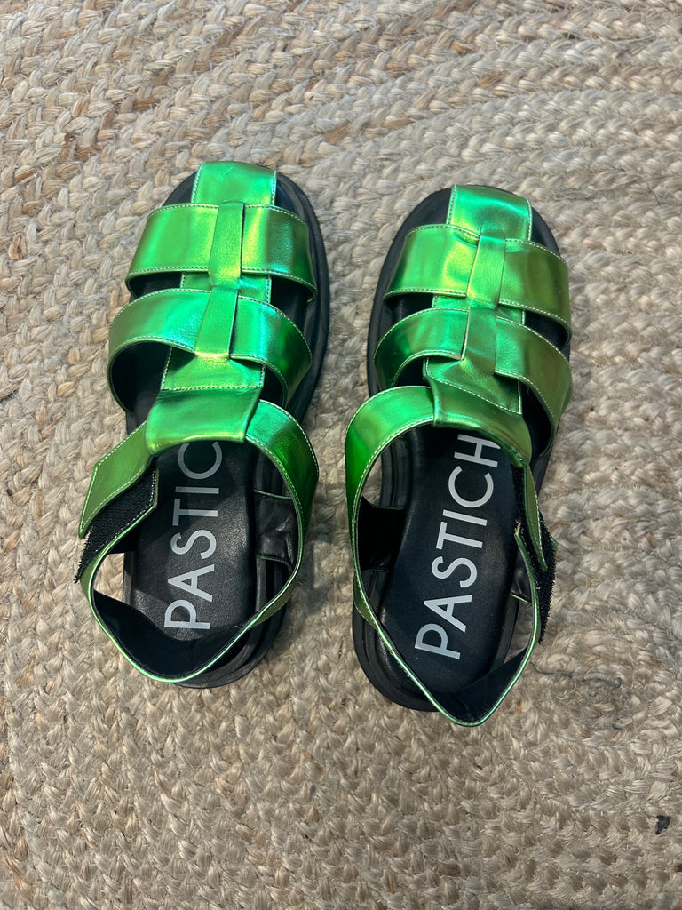 LOOP - Pastiche Shoes (#190)