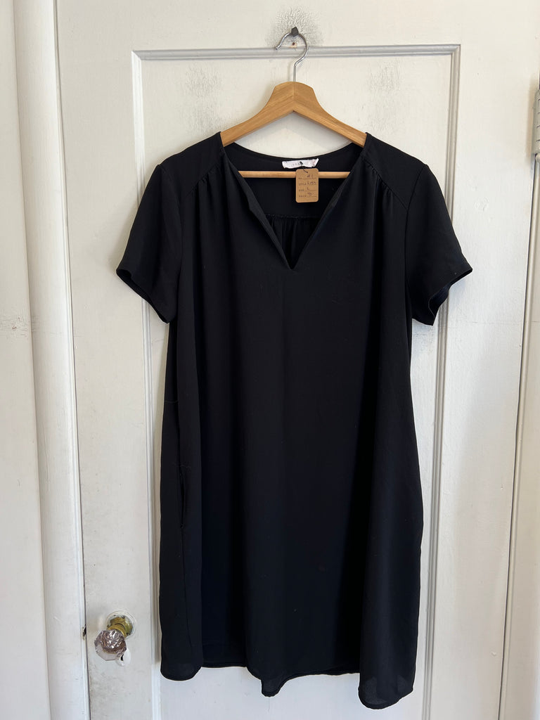 LOOP - Lush Black Dress (#1)