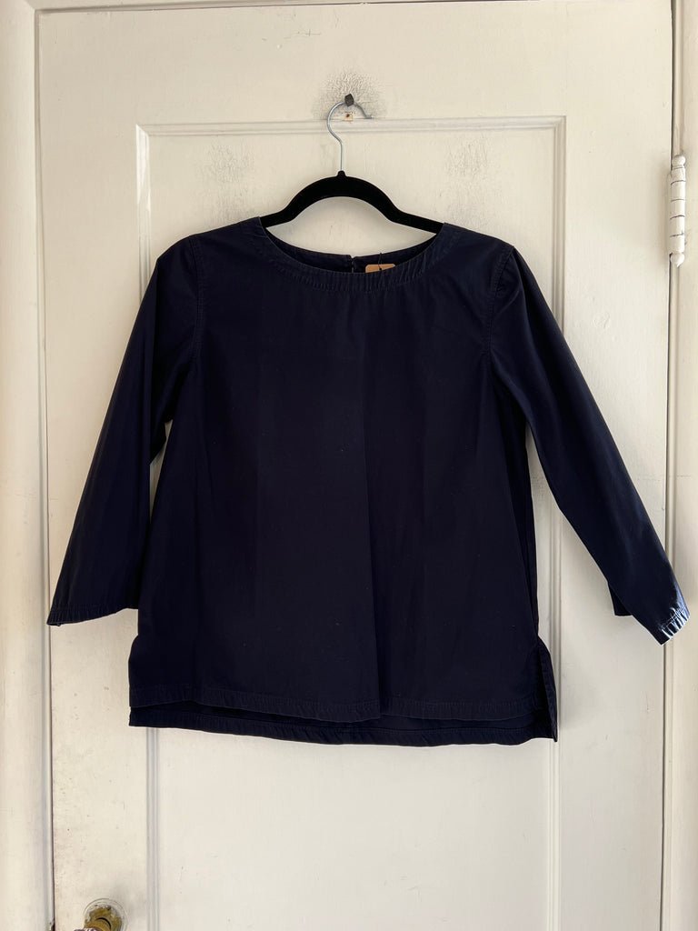 LOOP - Muji NAVY Top (#177)