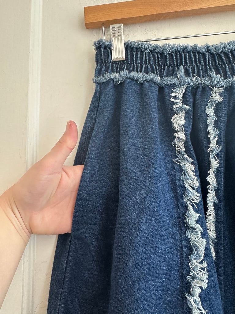 LOOP  -  Simply Vanité Denim Skirt (#41)