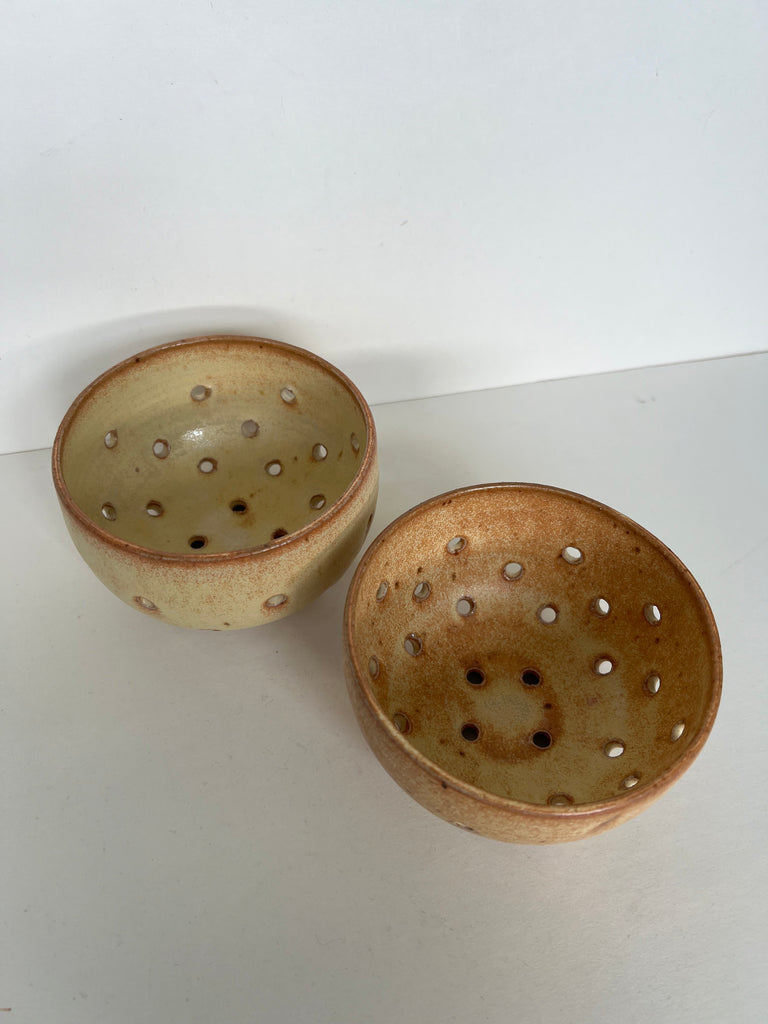 Clay Vessels Ceramic Berry Bowl (Yellow)