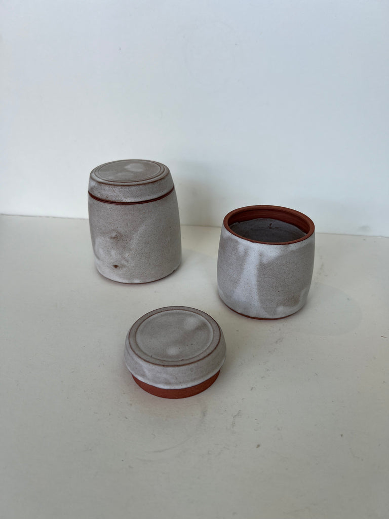 Celine Fisher Lidded Canister - Treigny Sandstone (White/Red Earth)