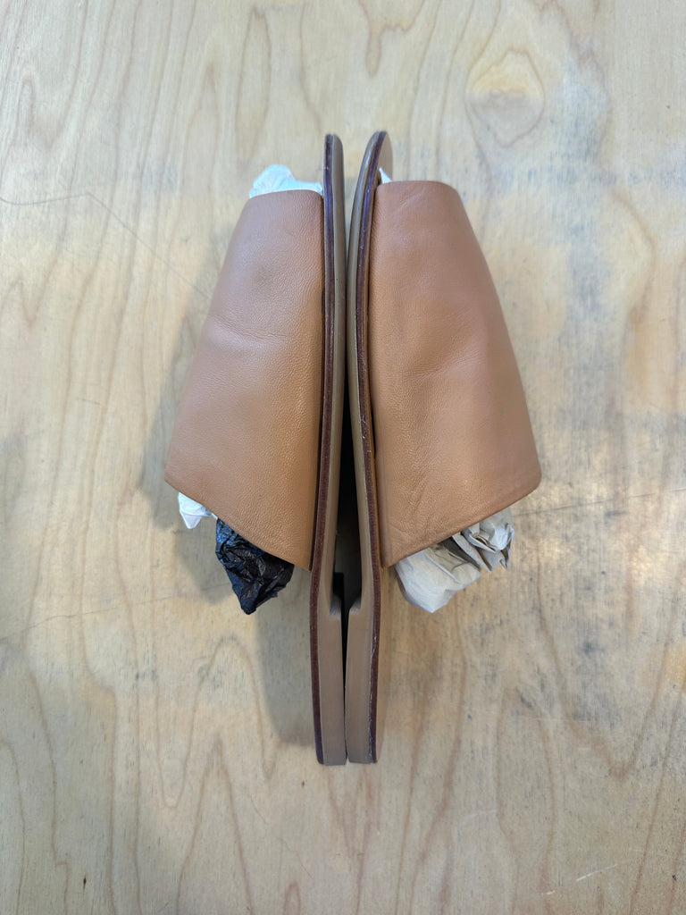 LOOP - Everlane Leather Sandals (#321)