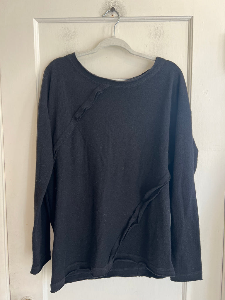 LOOP  -  Donna Karan Sweater (#362)