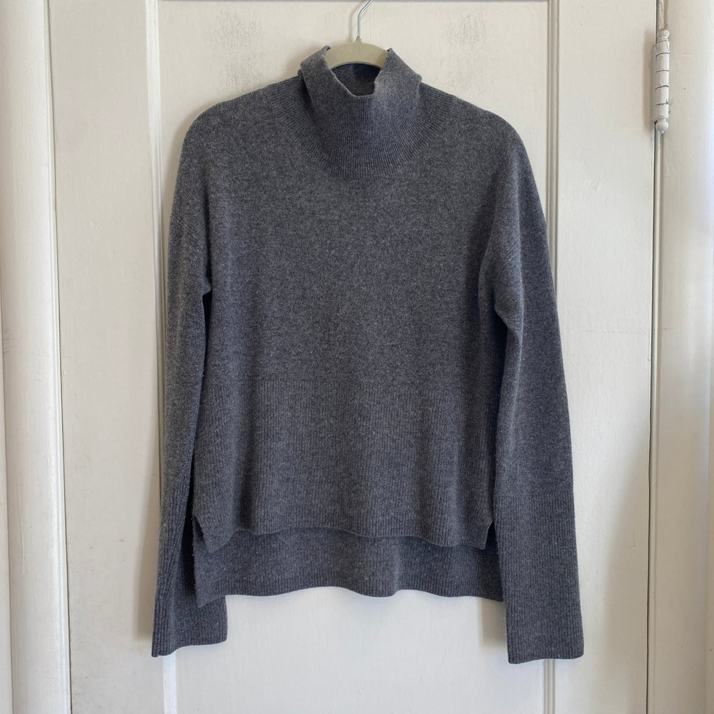 LOOP  -  NAADAM Cashmere Sweater (#357)