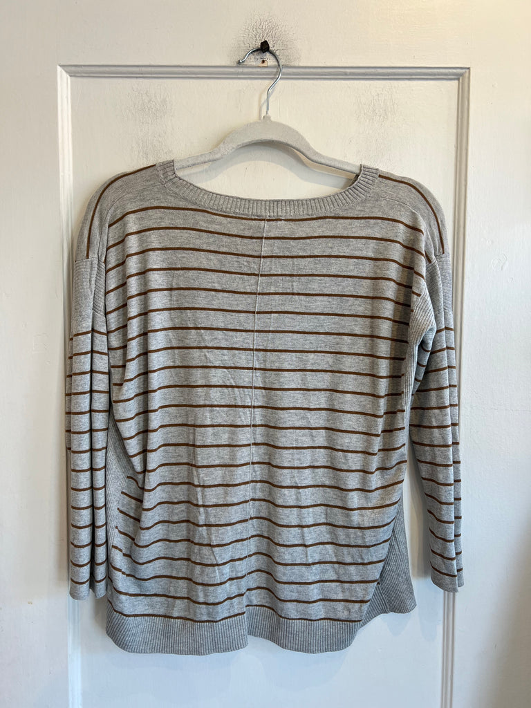 LOOP - Club Monaco Long Sleeve (#392)