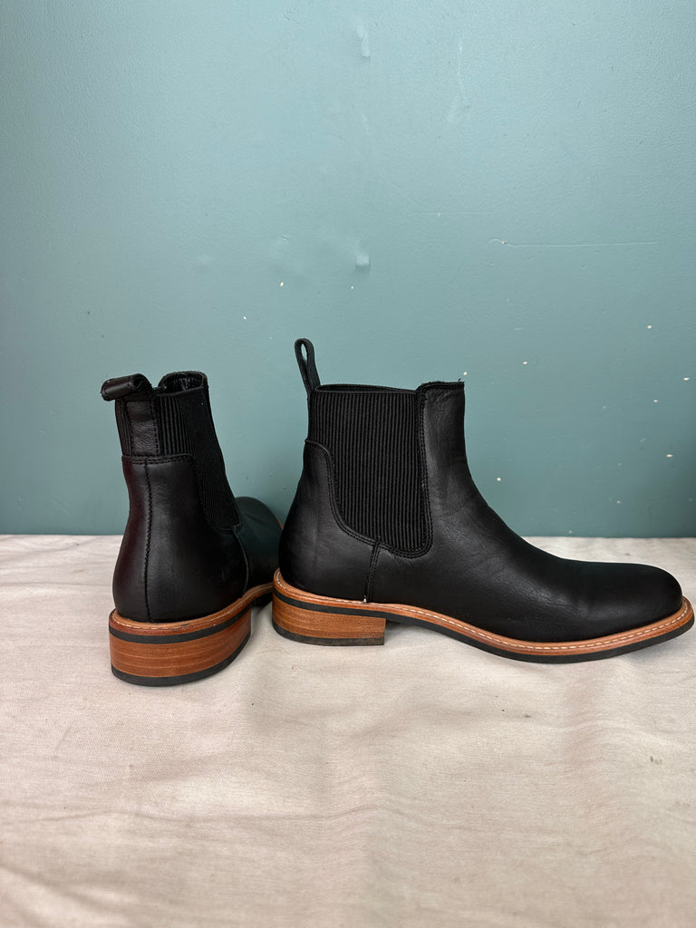 LOOP - Nisolo Chelsea Boots (#323)