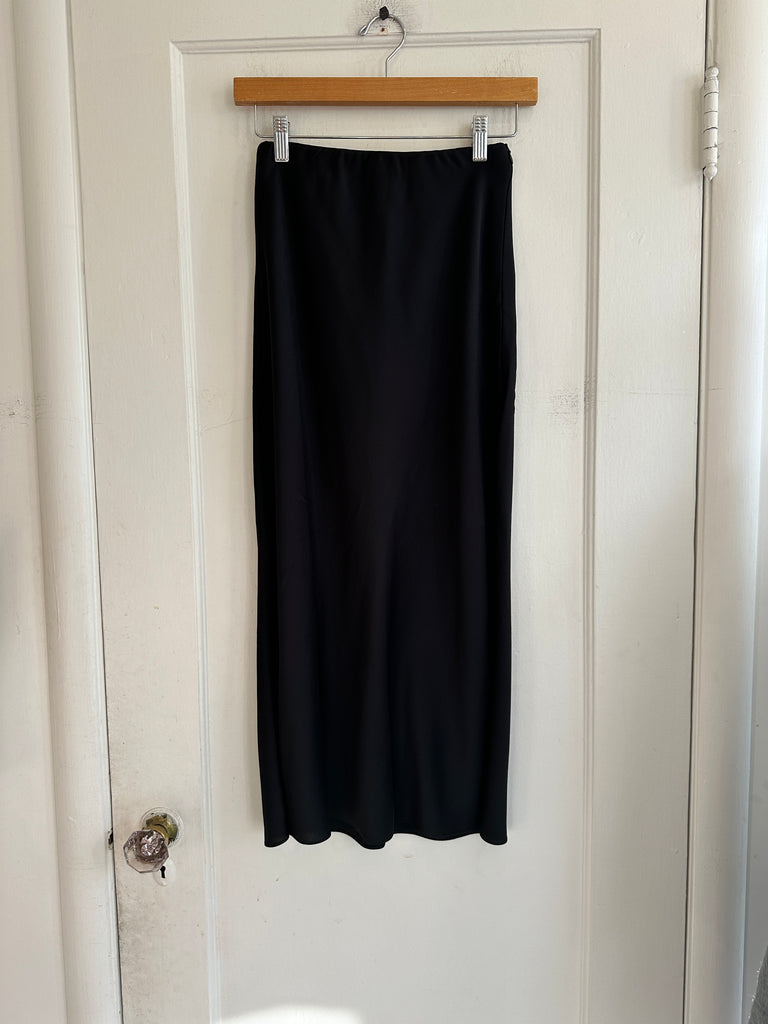 LOOP  -   The Frankie Shop Black Skirt (#87)