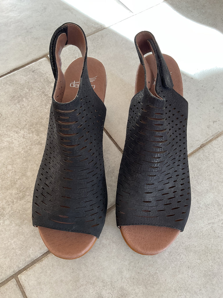 LOOP - Dansko Blockheel Sandal (#353)