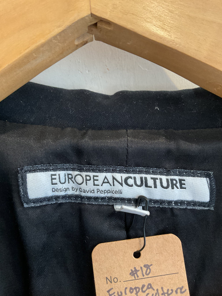 LOOP - European Culture Black Blazer (#18)