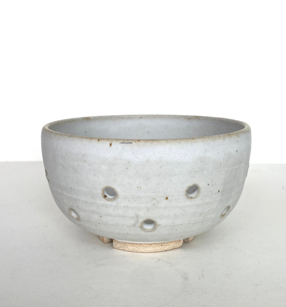 Clay Vessels - Ceramic Berry Bowl (Cream Matte)