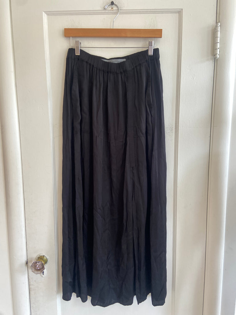LOOP  -  Allegra black Skirt (#214)