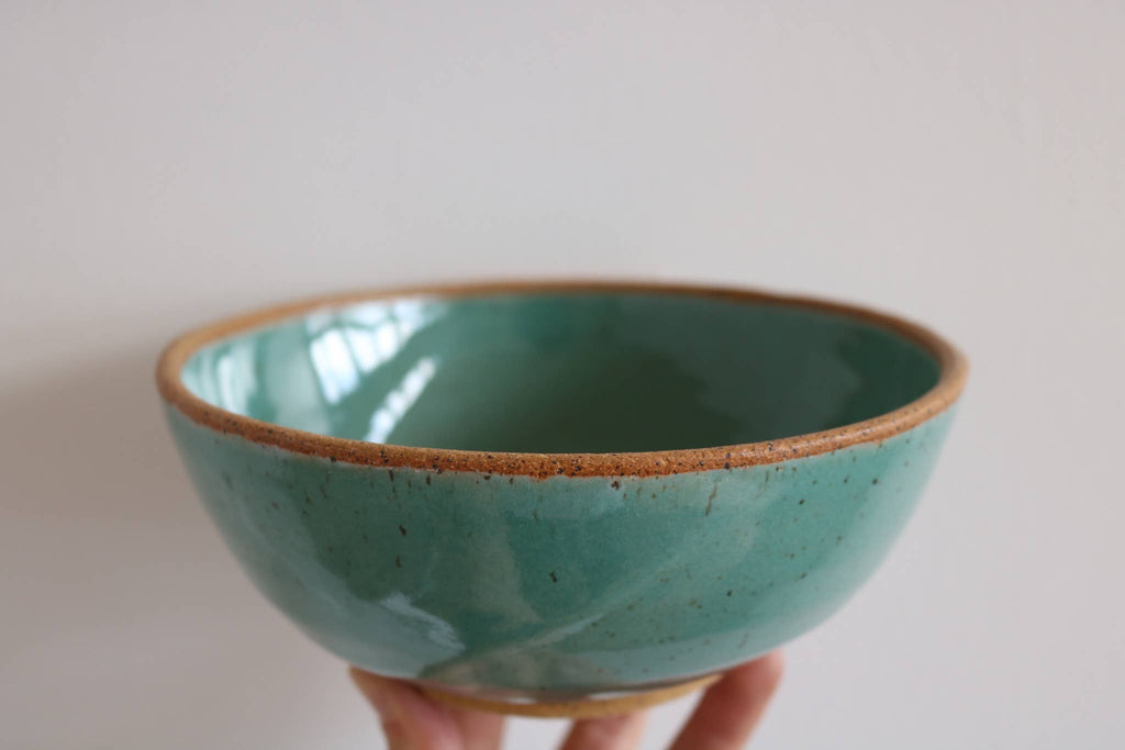 KJ Pottery - Berry Bowl: Moss Green / Raw rim