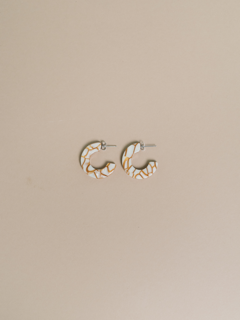 NAT + NOOR - Ray | Hoop Earrings | Medium Size | Assorted: Maple