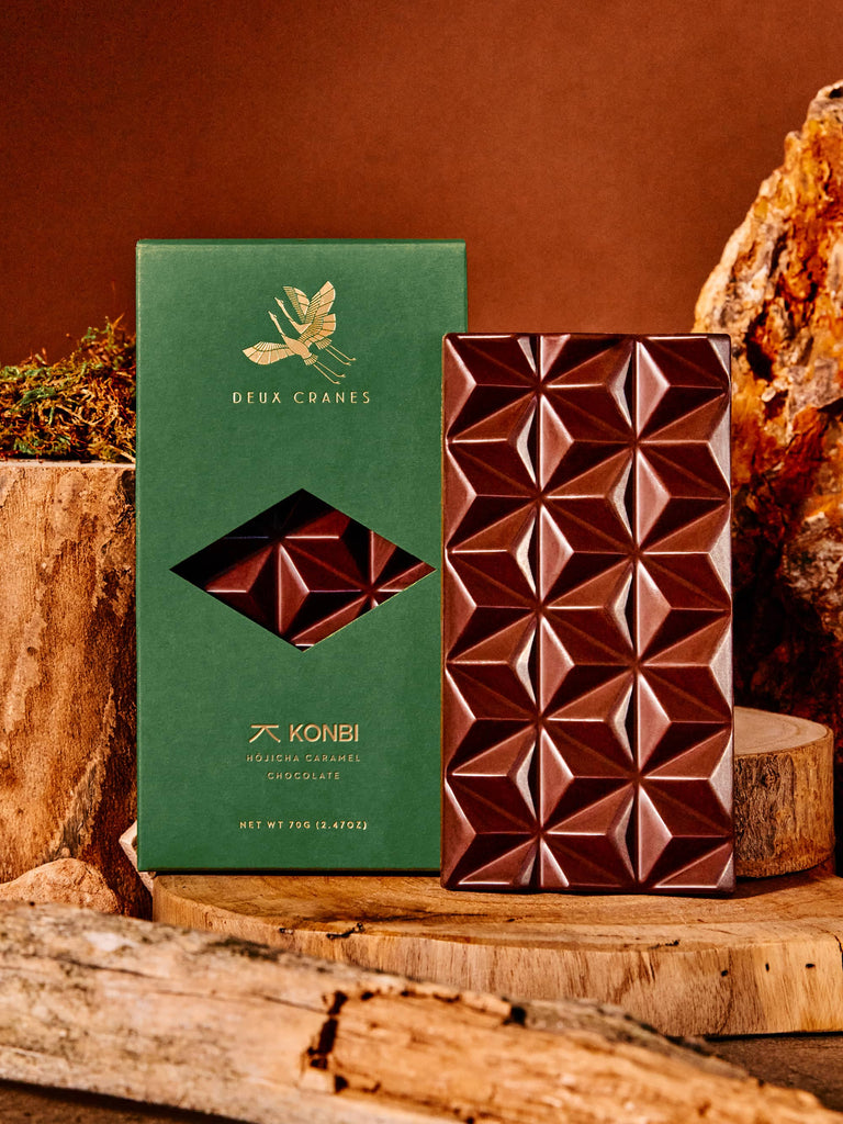 Deux Cranes - Hōjicha Caramel Milk Chocolate Bar