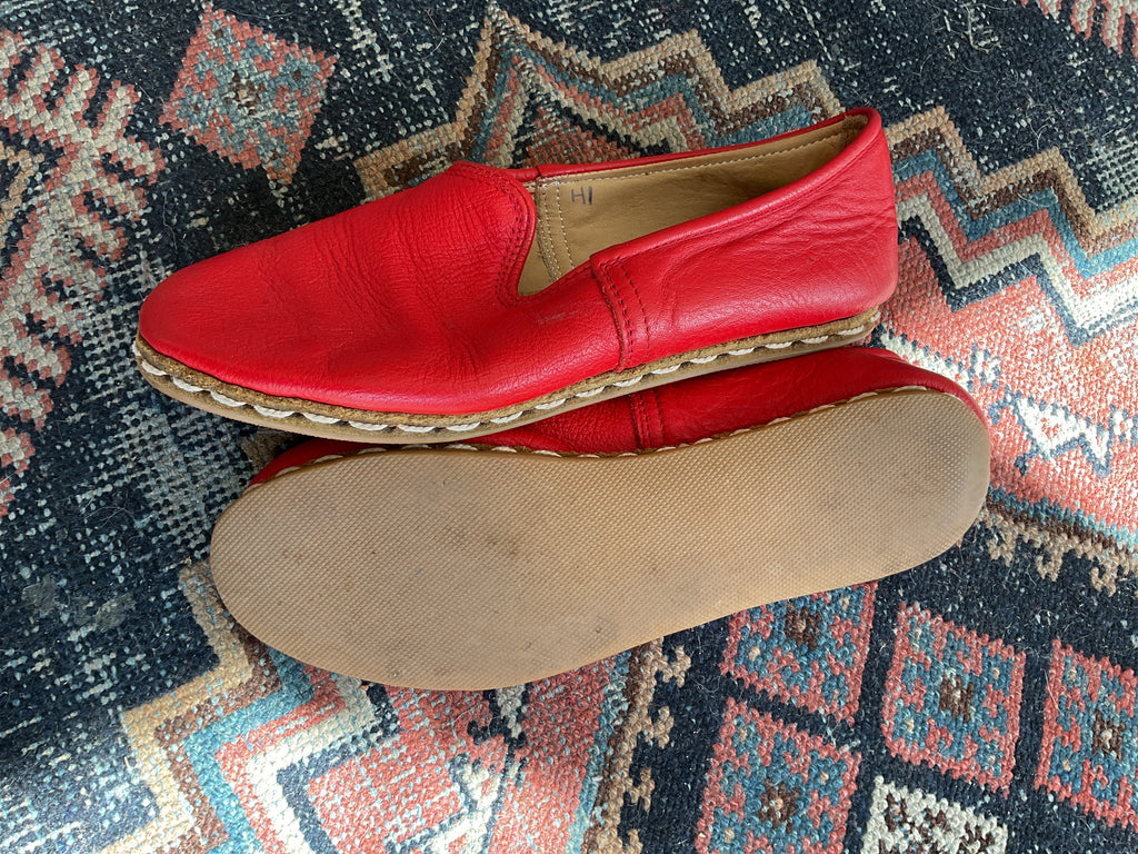 LOOP - Sabah Shoes, Red (#1)