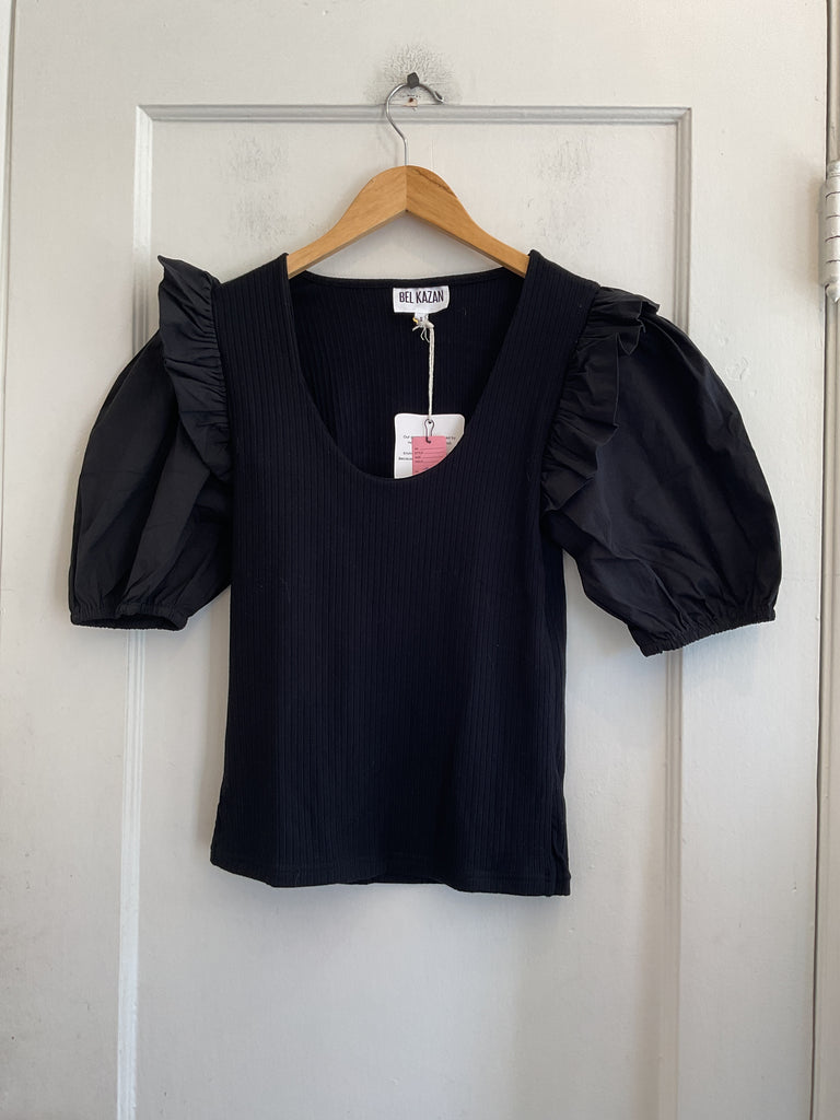 LOOP  -  Bel Kazan Black Top (NWT) (#135)