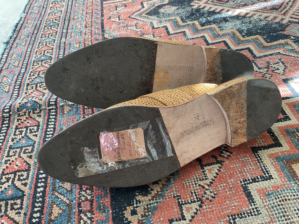 LOOP - Freda Salvador Mules Sz 11 (#360)