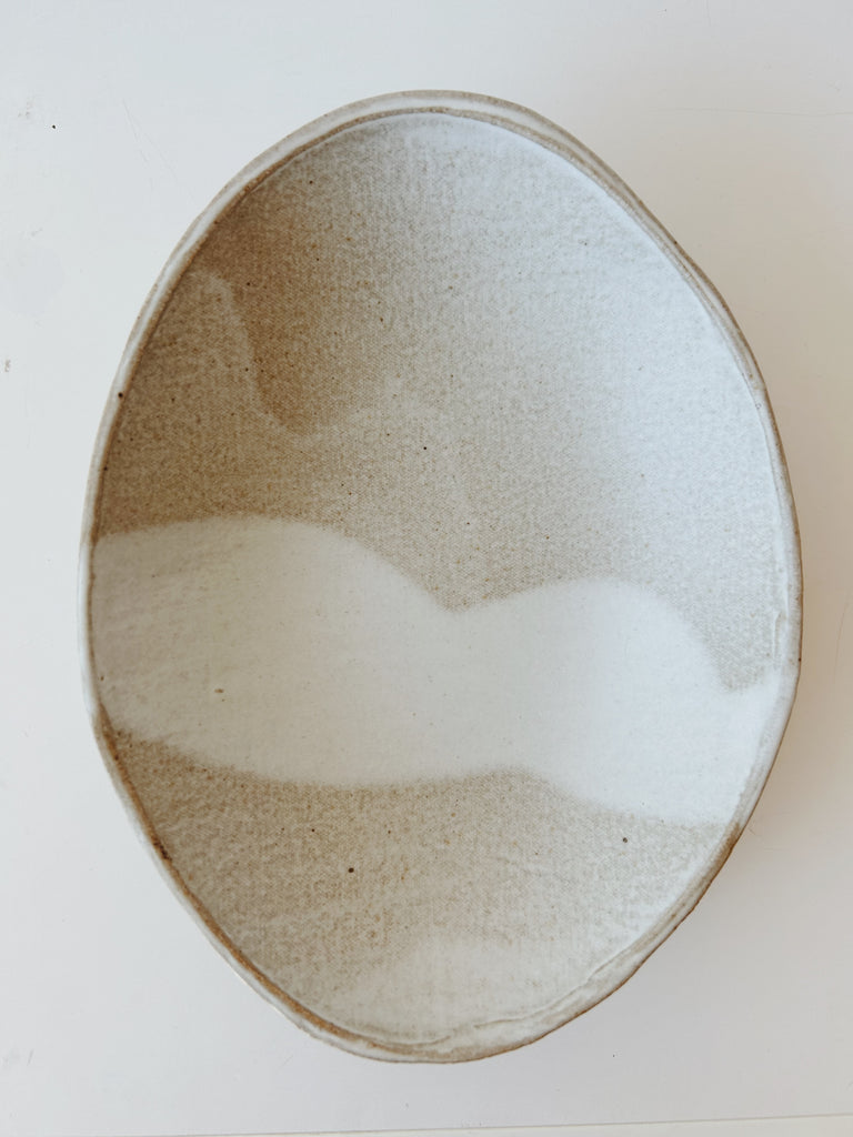 Colleen Hennessey - Oval Bowl, Matte White / Grey, E