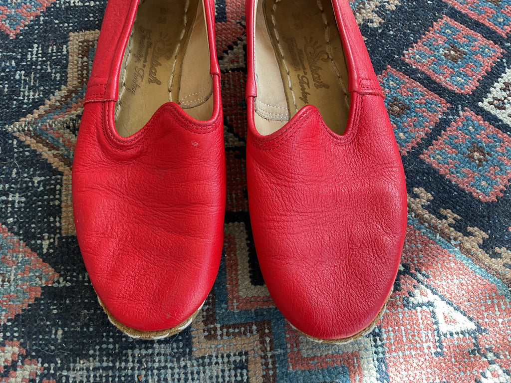 LOOP - Sabah Shoes, Red (#1)