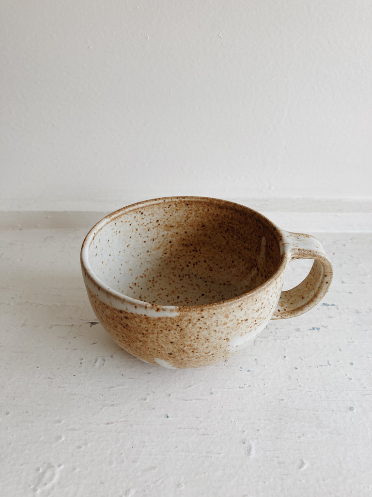 Kiyomi Koide - Round Latte Mug